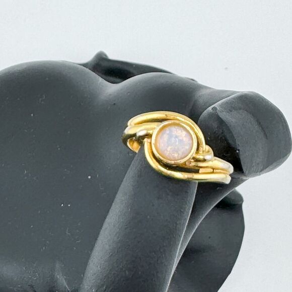 Vintage Avon Moonstone Swirl Ring Mid-Century Modern Minimalist Retro Feminine - Picture 1 of 9